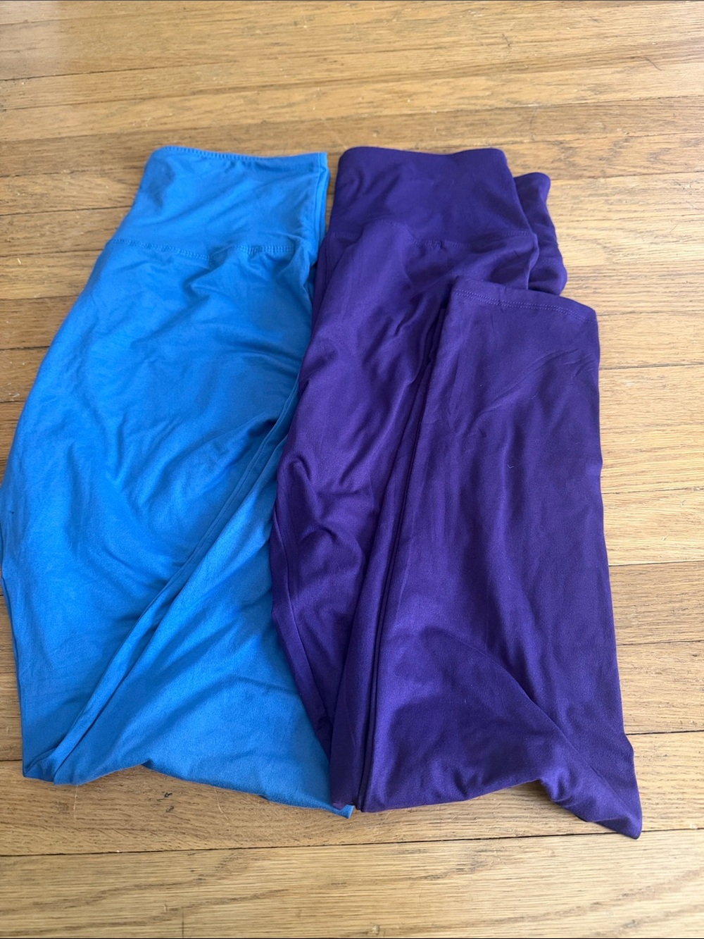 Amazon Women’s L/XL Stretch Performance Leggings - Blue & Purple 2 pack NWOT
